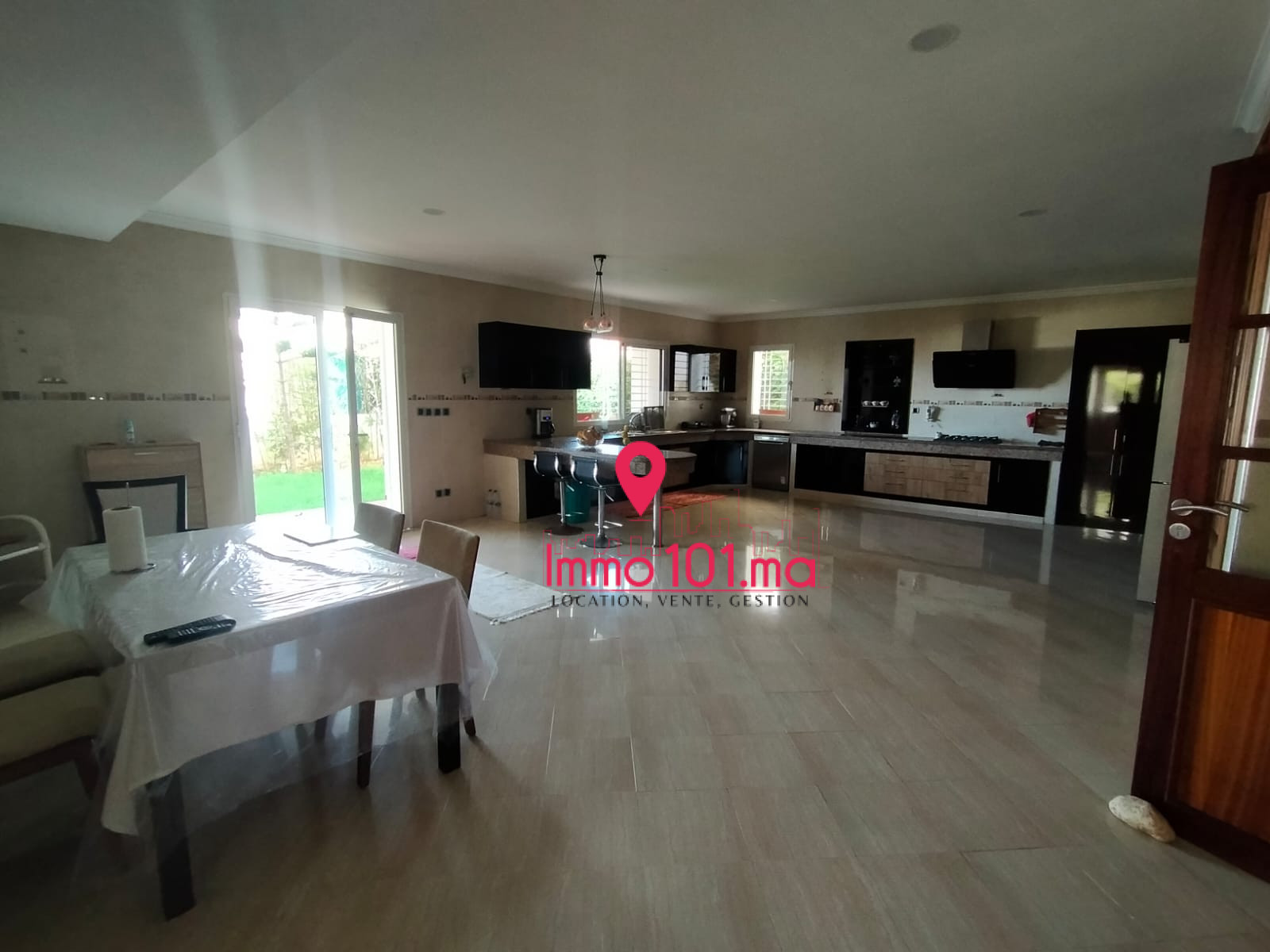 Villa avec vue sur mer à vendre à Harhoura SIV1239
